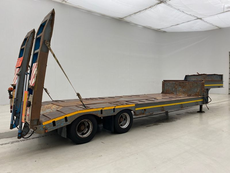 GHEYSEN & VERPOORT Low bed trailer* - Semi-remorque surbaissé: photos 5 GHEYSEN & VERPOORT Low bed trailer* - Semi-remorque surbaissé: photos 5
