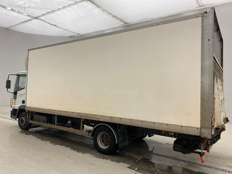 Camion fourgon Iveco 120E17: photos 9 Camion fourgon Iveco 120E17: photos 9