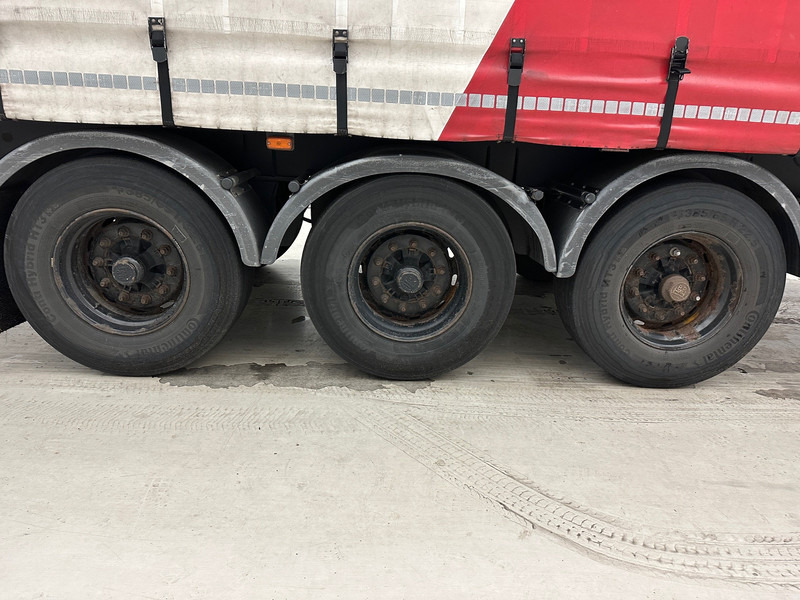 LAG Tautliner - Semi-remorque rideaux coulissants: photos 4 LAG Tautliner - Semi-remorque rideaux coulissants: photos 4