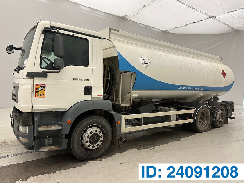 MAN TGM 26.340 - 6x2 - Camion citerne: photos 1 MAN TGM 26.340 - 6x2 - Camion citerne: photos 1