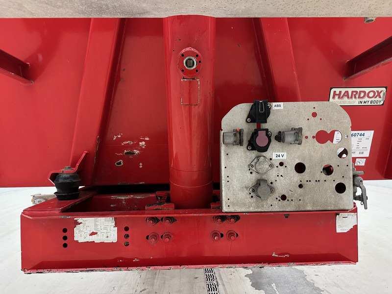 MOL 22 cub in steel - Semi-remorque benne: photos 3 MOL 22 cub in steel - Semi-remorque benne: photos 3