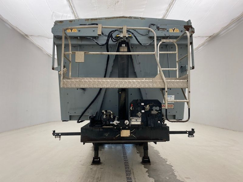 MOL 33 cub in Hardox steel - Semi-remorque benne: photos 2 MOL 33 cub in Hardox steel - Semi-remorque benne: photos 2