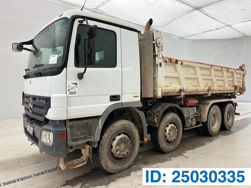 Mercedes-Benz Actros 3236 - 8x4 - Camion benne: photos 1 Mercedes-Benz Actros 3236 - 8x4 - Camion benne: photos 1