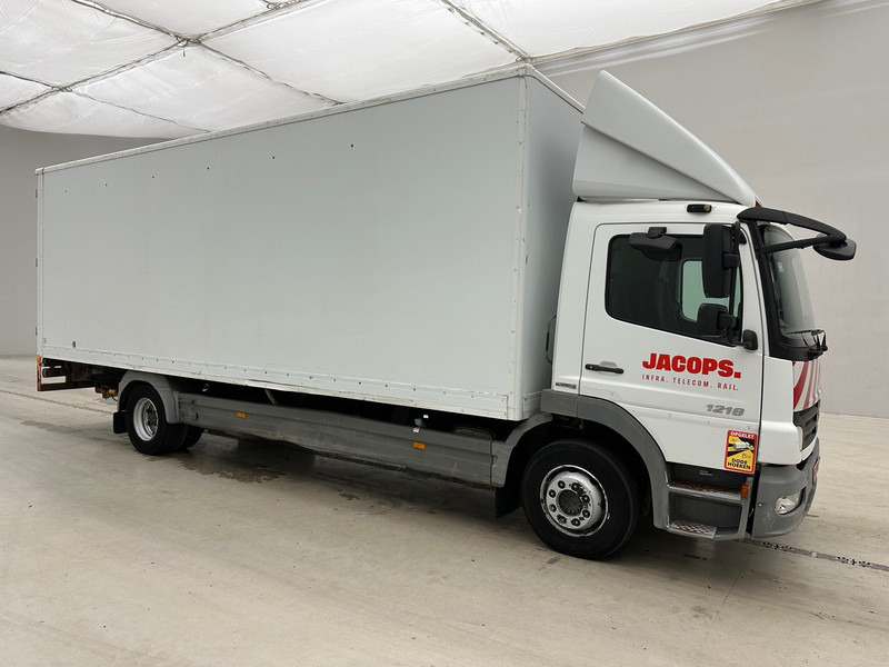 Mercedes-Benz Atego 1218 - Camion fourgon: photos 3 Mercedes-Benz Atego 1218 - Camion fourgon: photos 3