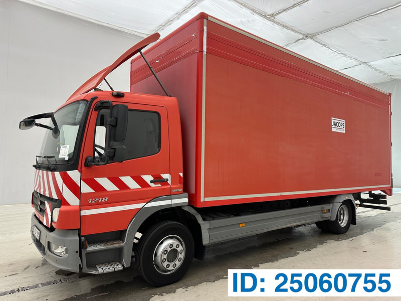 Mercedes-Benz Atego 1218 - Camion fourgon: photos 1 Mercedes-Benz Atego 1218 - Camion fourgon: photos 1