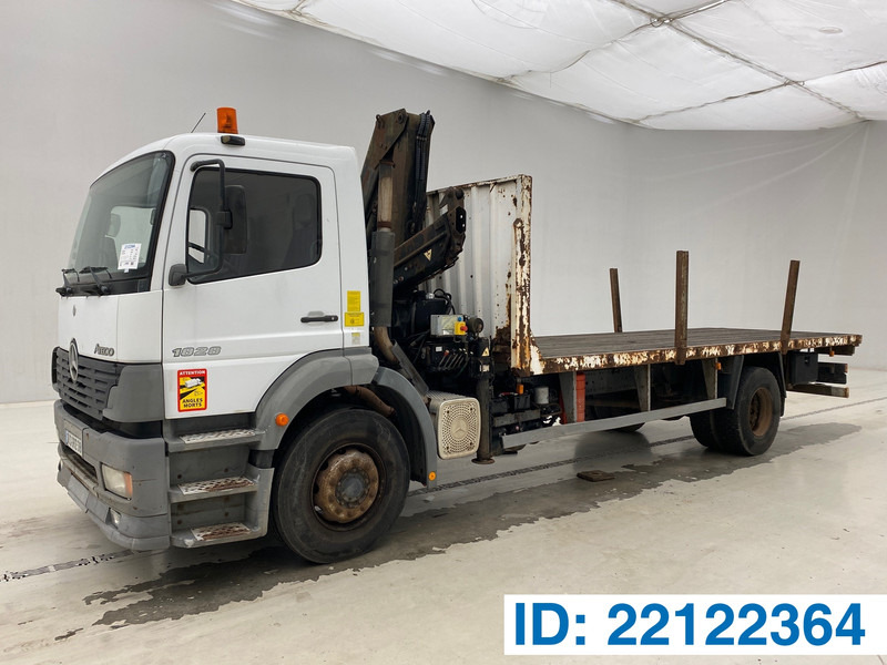 Mercedes-Benz Atego 1828 - Camion plateau, Camion grue: photos 1 Mercedes-Benz Atego 1828 - Camion plateau, Camion grue: photos 1