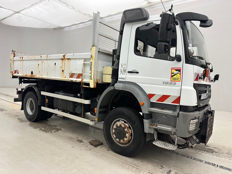 Mercedes-Benz Axor 1833 - 4x4 - Camion benne: photos 3 Mercedes-Benz Axor 1833 - 4x4 - Camion benne: photos 3