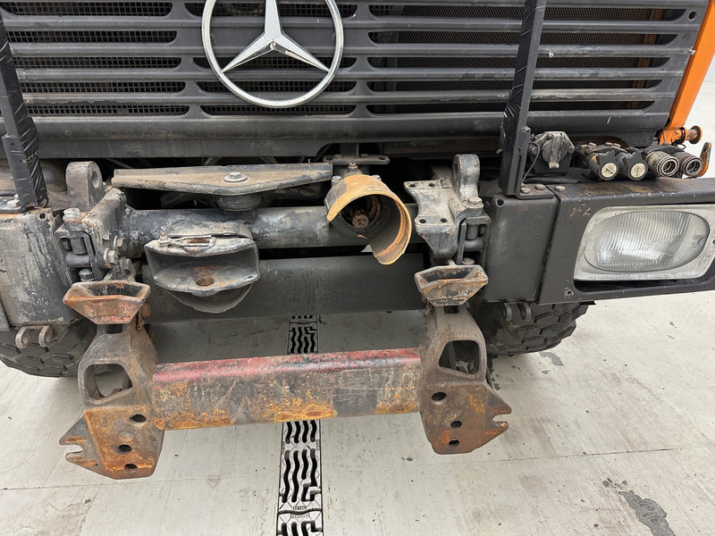 Mercedes-Benz Unimog U427 - 4x4 - Camion benne: photos 3 Mercedes-Benz Unimog U427 - 4x4 - Camion benne: photos 3