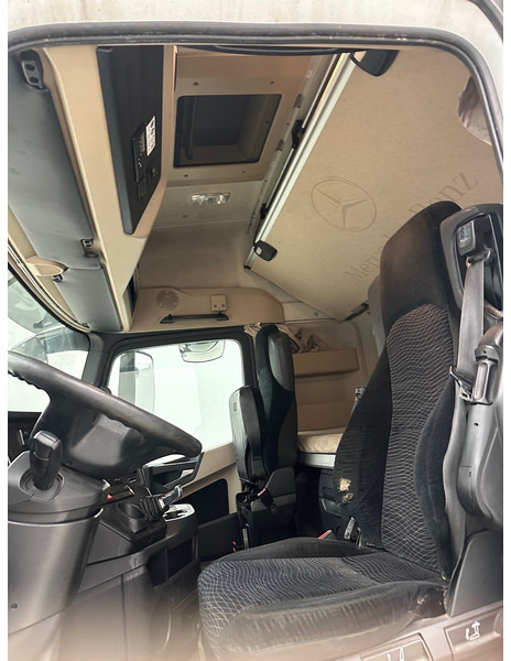 Tracteur routier Mercedes-Benz Actros 1842: photos 10