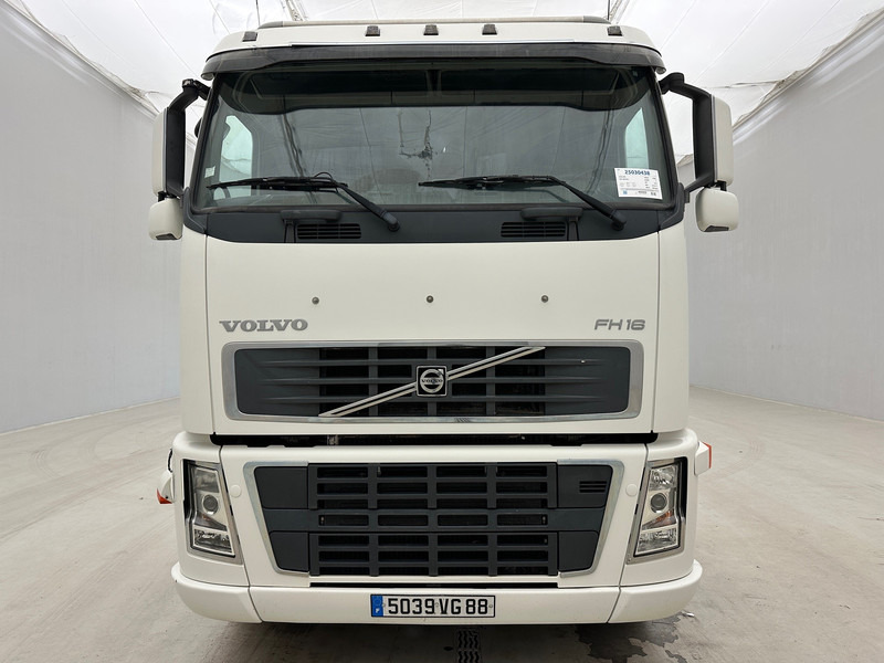 Volvo FH16.610 - 6x4 - Tracteur routier: photos 2 Volvo FH16.610 - 6x4 - Tracteur routier: photos 2