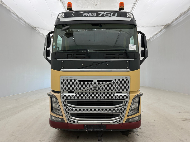 Volvo FH16.750 - 6x4 - Tracteur routier: photos 2 Volvo FH16.750 - 6x4 - Tracteur routier: photos 2