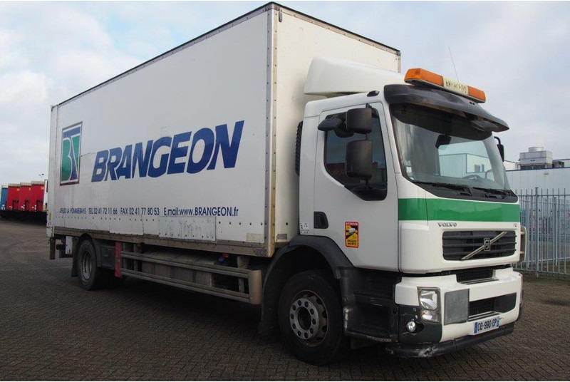 Volvo FE 260 - Camion fourgon: photos 3 Volvo FE 260 - Camion fourgon: photos 3