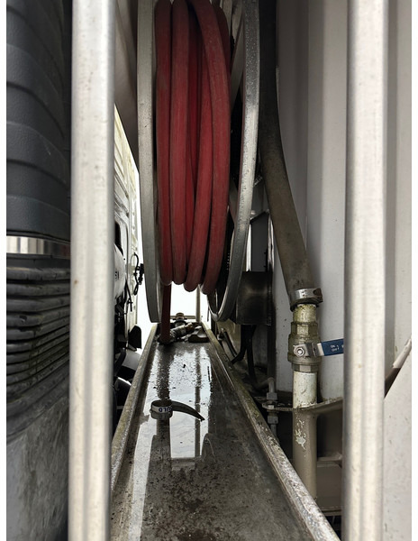 Camion citerne Volvo FM 380 - 6x2: photos 10 Camion citerne Volvo FM 380 - 6x2: photos 10