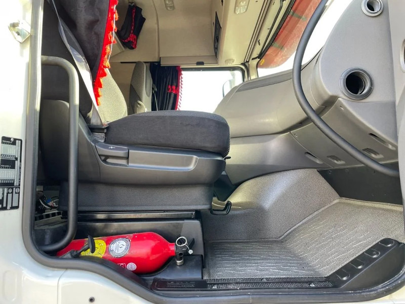 Tracteur routier DAF XF 460 Spacecab Euro 6: photos 6 Tracteur routier DAF XF 460 Spacecab Euro 6: photos 6