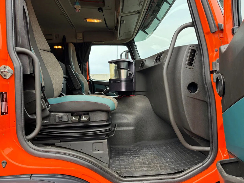 Camion - système de câble, Camion grue Volvo FM 500 8X4 Tridem Euro 6 Palfinger 42002 + Fly jib: photos 10 Camion - système de câble, Camion grue Volvo FM 500 8X4 Tridem Euro 6 Palfinger 42002 + Fly jib: photos 10