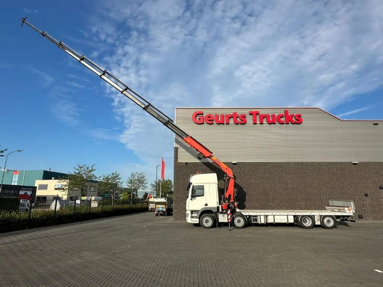 DAF CF 450 8X2 OPRIJWAGEN/MACHINE TRANSPORTER + PALF - Camion grue: photos 5 DAF CF 450 8X2 OPRIJWAGEN/MACHINE TRANSPORTER + PALF - Camion grue: photos 5