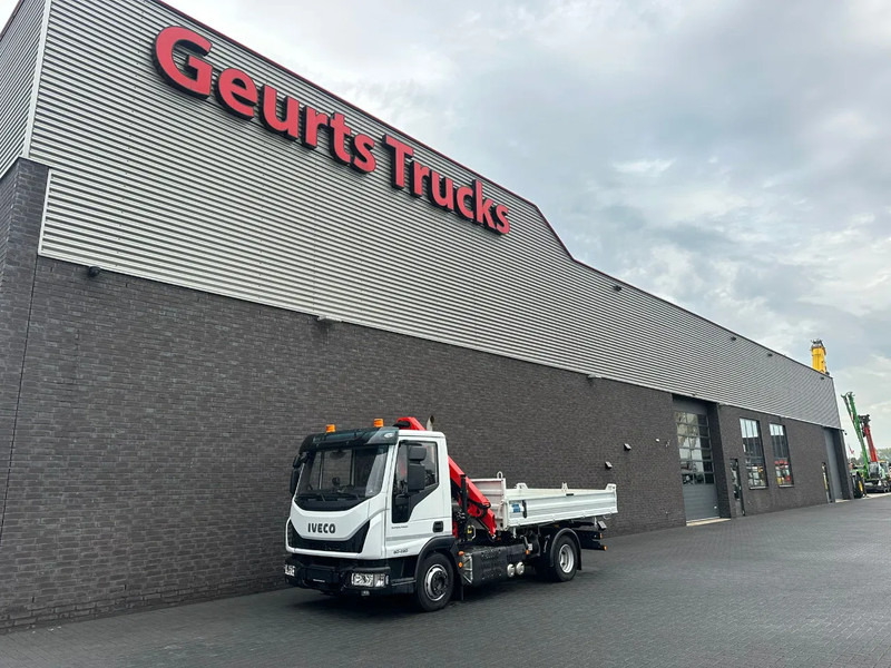 Iveco Eurocargo 80-220 - Camion benne, Camion grue: photos 5 Iveco Eurocargo 80-220 - Camion benne, Camion grue: photos 5