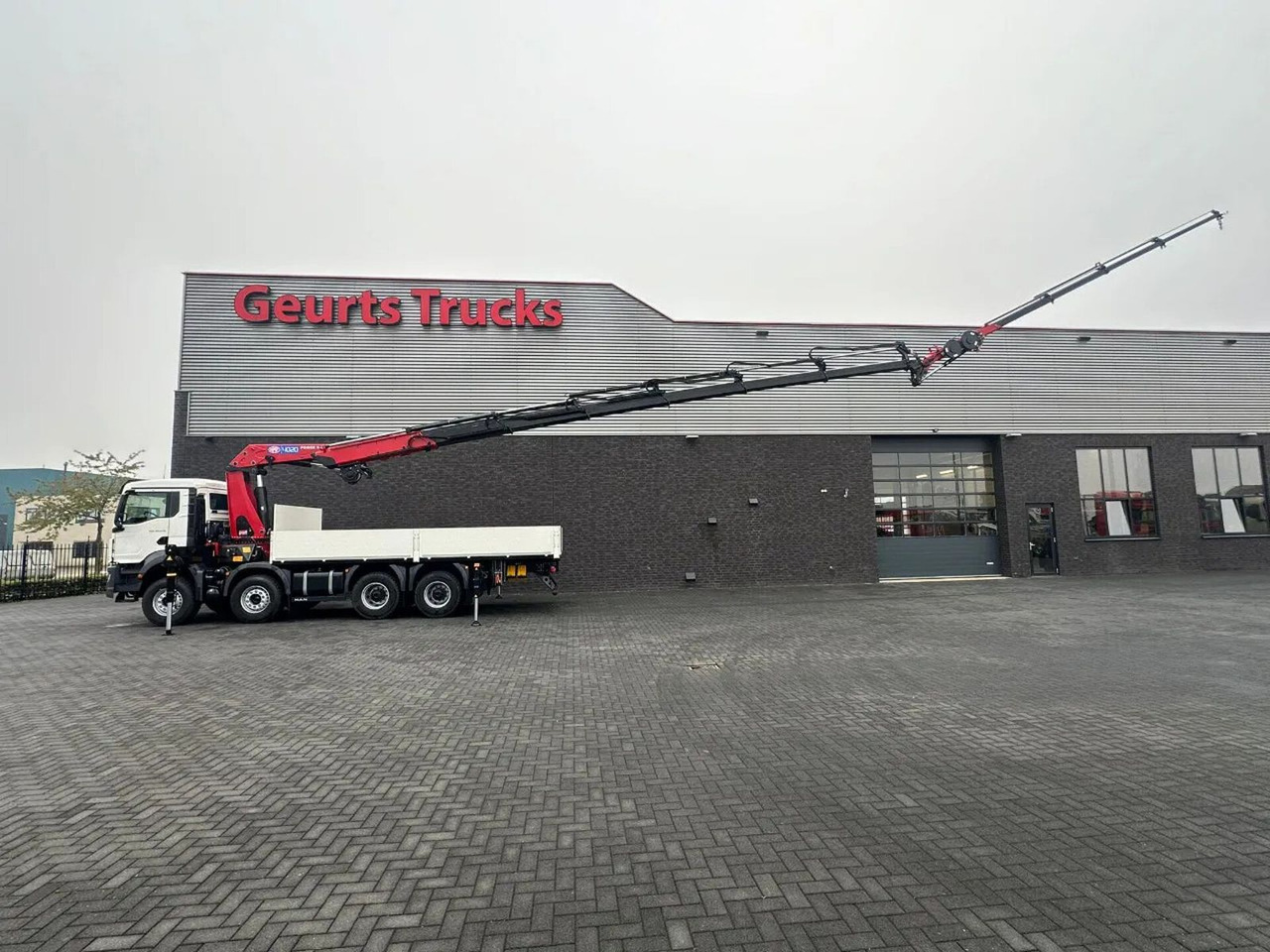 MAN TGS 35.470 8X4 HMF 4020-K6 + FJ 600 K4 KRAAN/KRA - Camion grue: photos 4 MAN TGS 35.470 8X4 HMF 4020-K6 + FJ 600 K4 KRAAN/KRA - Camion grue: photos 4