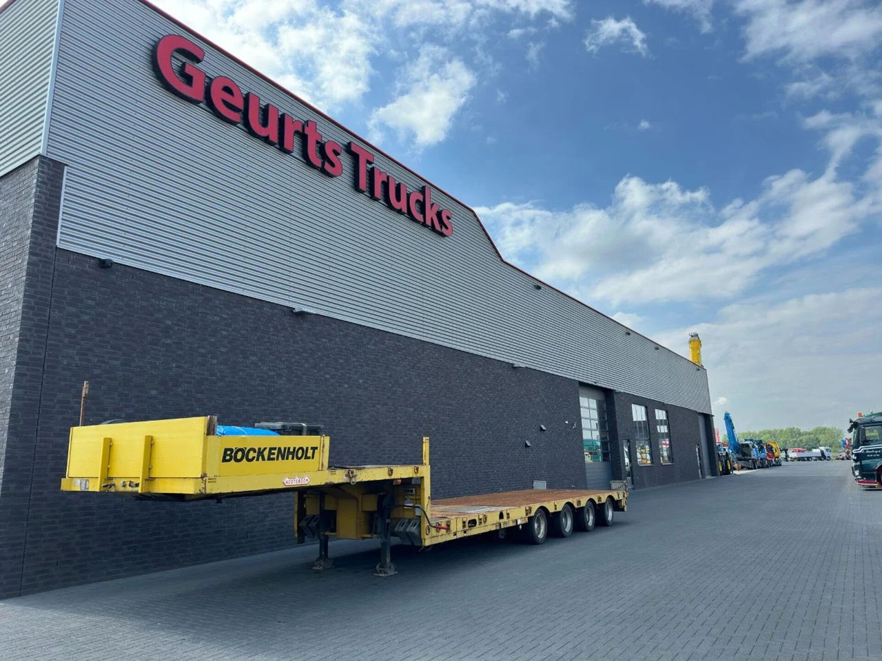 Nooteboom OSD-50-04-V EXTENDABLE SEMI DIEPLADER/TIEFLADER/ - Semi-remorque surbaissé: photos 2 Nooteboom OSD-50-04-V EXTENDABLE SEMI DIEPLADER/TIEFLADER/ - Semi-remorque surbaissé: photos 2