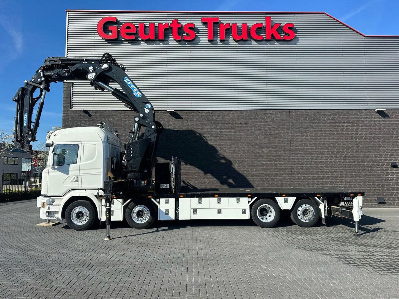 Scania G490 LB8X2*6HNB MET EFFER 955/8S +JIB 6S KRAAN / - Camion grue: photos 5 Scania G490 LB8X2*6HNB MET EFFER 955/8S +JIB 6S KRAAN / - Camion grue: photos 5
