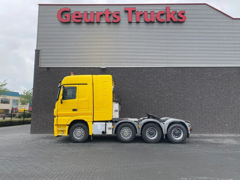 Mercedes-Benz Actros 4165 V8 8X4 SLT TITAN HEAVY DUTY TRACTOR / SCHWERLAST SATTELZUGMASCHINE 250 TON - Tracteur routier: photos 1 Mercedes-Benz Actros 4165 V8 8X4 SLT TITAN HEAVY DUTY TRACTOR / SCHWERLAST SATTELZUGMASCHINE 250 TON - Tracteur routier: photos 1