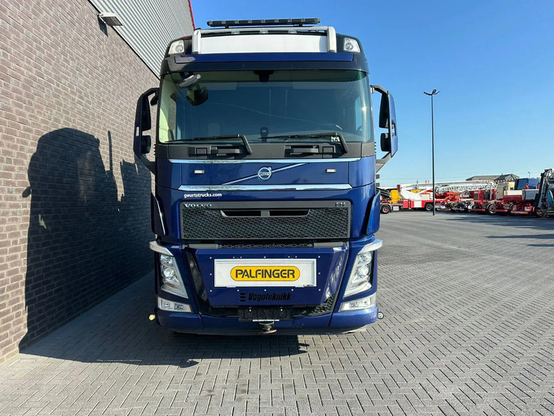 Tracteur routier Volvo FH 540 8X4 TREKKER / BAKWAGEN MET PALFINGER PK135.002 TEC7 + JIB PJ190 KRAAN / KRAN / CRANE / GRUA: photos 14 Tracteur routier Volvo FH 540 8X4 TREKKER / BAKWAGEN MET PALFINGER PK135.002 TEC7 + JIB PJ190 KRAAN / KRAN / CRANE / GRUA: photos 14