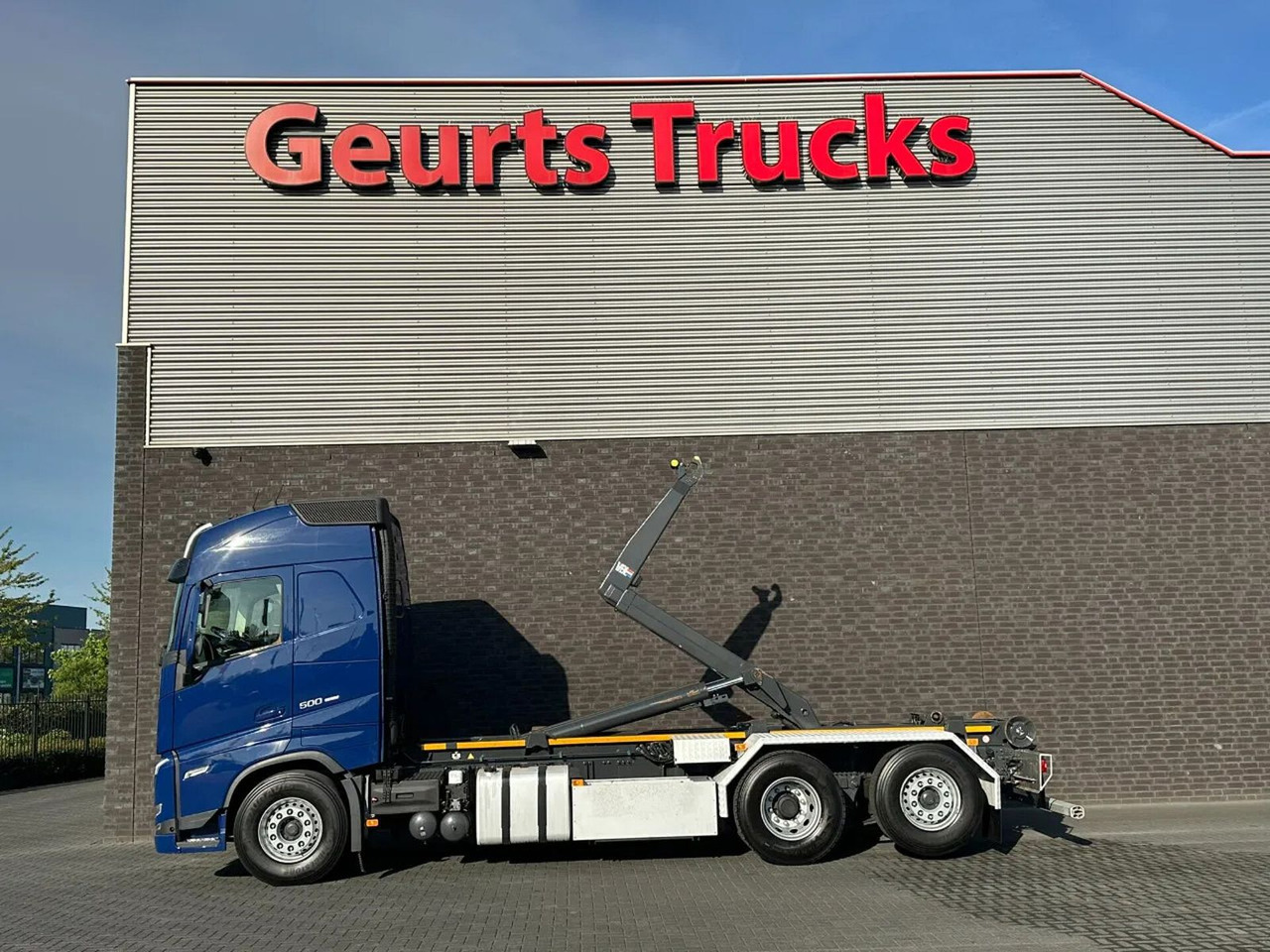 Volvo FH 500 6X2 VDL S-21-6400 HAAKARM / ABROLLKIPPER/ - Camion ampliroll: photos 1 Volvo FH 500 6X2 VDL S-21-6400 HAAKARM / ABROLLKIPPER/ - Camion ampliroll: photos 1