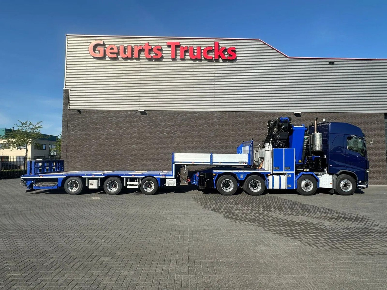 Volvo FH 540 8X4 TREKKER / BAKWAGEN MET PALFINGER PK13 - Camion grue: photos 4 Volvo FH 540 8X4 TREKKER / BAKWAGEN MET PALFINGER PK13 - Camion grue: photos 4