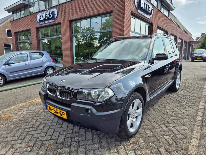 BMW X3 Automaat 6 cil. - Voiture: photos 1 BMW X3 Automaat 6 cil. - Voiture: photos 1
