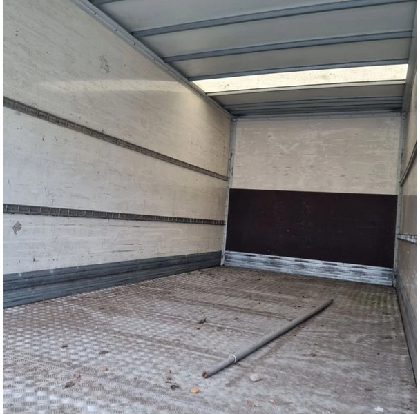 Iveco ML75 E18 manual gearbox..... 180 pk met laadklep - Camion fourgon: photos 3 Iveco ML75 E18 manual gearbox..... 180 pk met laadklep - Camion fourgon: photos 3
