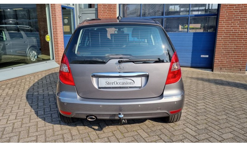 Mercedes-Benz A-Klasse A160 Automaat Elegance.airco.trekhaak. - Voiture à hayon: photos 4 Mercedes-Benz A-Klasse A160 Automaat Elegance.airco.trekhaak. - Voiture à hayon: photos 4