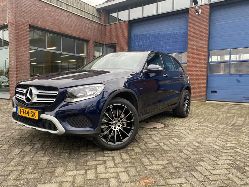 Mercedes-Benz GLC. 4 matic..... 350E benzine /Hybrid - SUV: photos 2 Mercedes-Benz GLC. 4 matic..... 350E benzine /Hybrid - SUV: photos 2