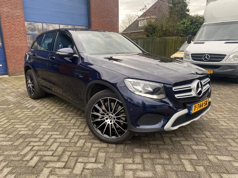 Mercedes-Benz GLC. 4 matic..... 350E benzine /Hybrid - SUV: photos 1 Mercedes-Benz GLC. 4 matic..... 350E benzine /Hybrid - SUV: photos 1