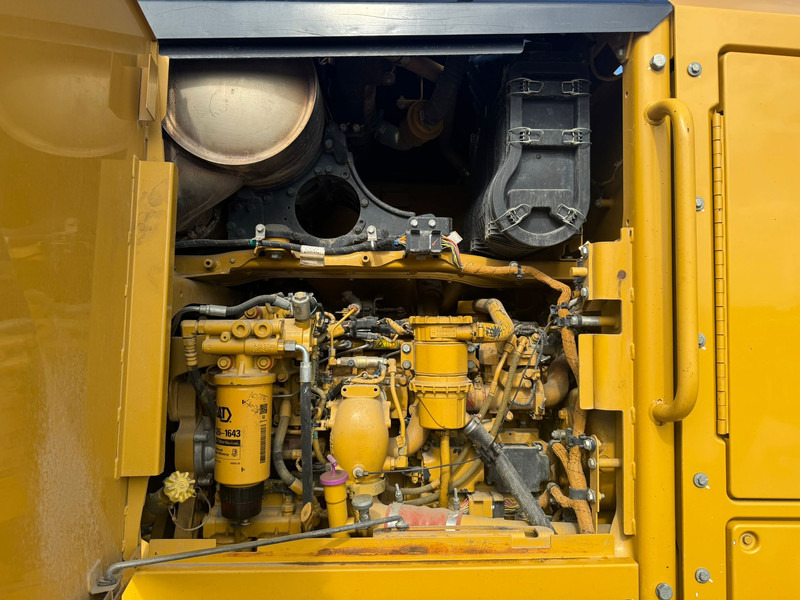 Niveleuse Caterpillar 140M2 AWD: photos 9