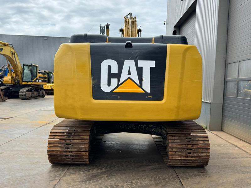Caterpillar 320FL incl. 3 x Bucket - Pelle sur chenille: photos 4 Caterpillar 320FL incl. 3 x Bucket - Pelle sur chenille: photos 4