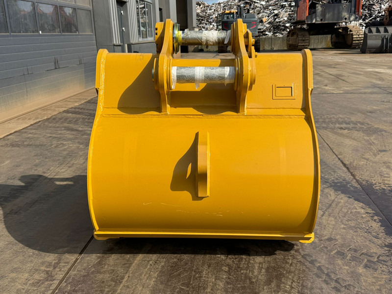 Caterpillar 323D2,324D/E,326D2/F,329D/D2/E,330D2/F - Godet: photos 4 Caterpillar 323D2,324D/E,326D2/F,329D/D2/E,330D2/F - Godet: photos 4