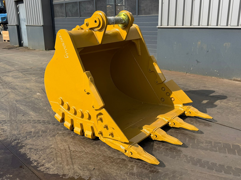 Caterpillar 323D2,324D/E,326D2/F,329D/D2/E,330D2/F - Godet: photos 3 Caterpillar 323D2,324D/E,326D2/F,329D/D2/E,330D2/F - Godet: photos 3