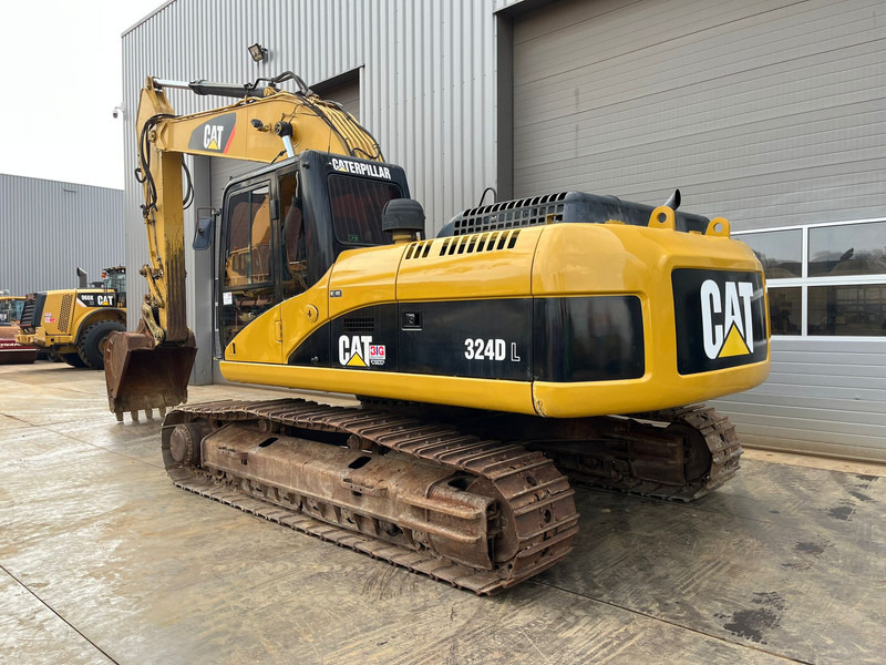 Caterpillar 324DL - Hammerlines / A/C Cabin / Caterpillar C7 / Quick Coupler / Bucket with teeth. - Pelle sur chenille: photos 3 Caterpillar 324DL - Hammerlines / A/C Cabin / Caterpillar C7 / Quick Coupler / Bucket with teeth. - Pelle sur chenille: photos 3