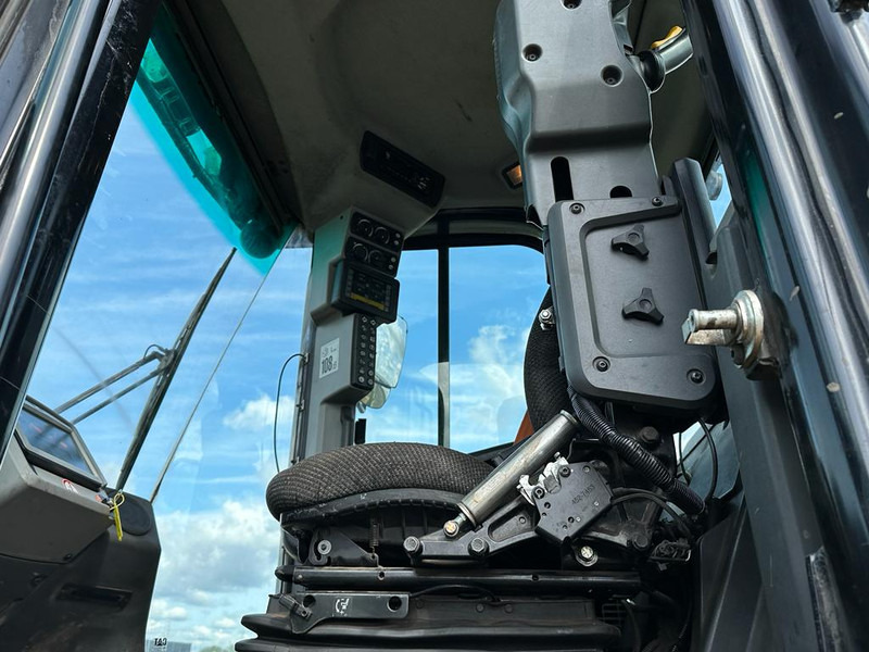 Chargeuse sur pneus Caterpillar 966M | 3th function: photos 17
