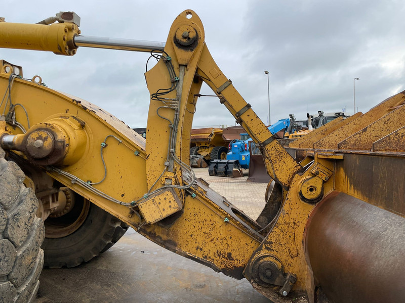 Chargeuse sur pneus Caterpillar 988G: photos 10 Chargeuse sur pneus Caterpillar 988G: photos 10