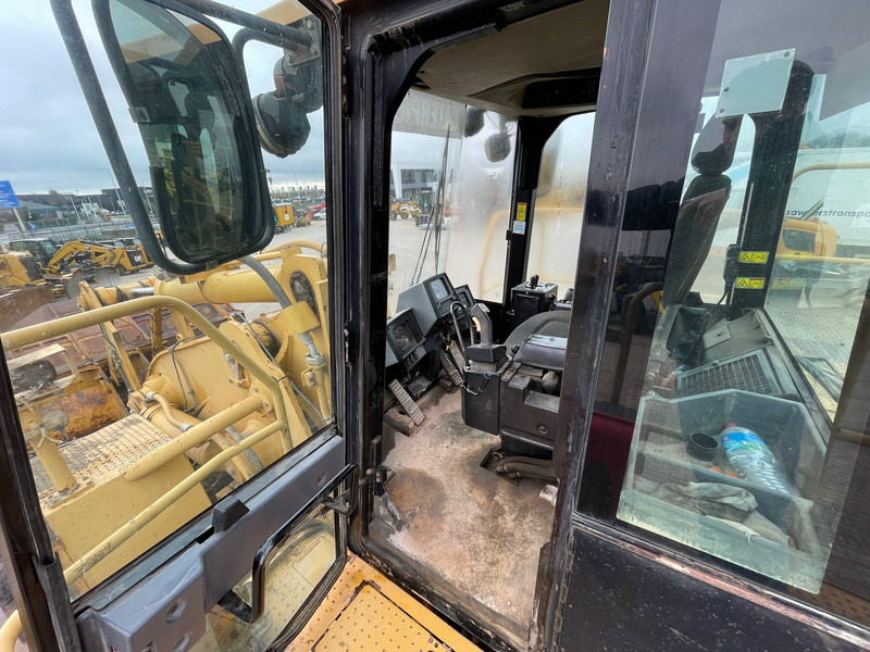 Chargeuse sur pneus Caterpillar 988G: photos 19 Chargeuse sur pneus Caterpillar 988G: photos 19