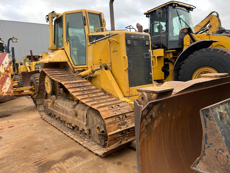 Caterpillar D6N XL - Bulldozer: photos 1 Caterpillar D6N XL - Bulldozer: photos 1