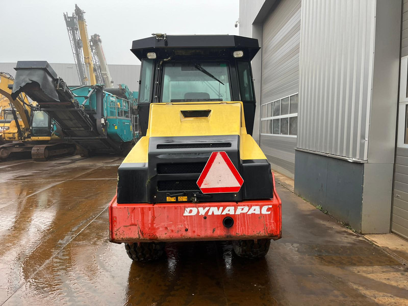 Dynapac CA152D - Compacteur: photos 4 Dynapac CA152D - Compacteur: photos 4
