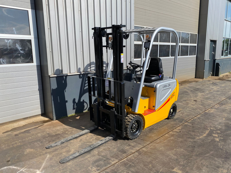 EASY LIFT CPD 20 Forklift - 2.000 kg loading cap. - Chariot élévateur: photos 2 EASY LIFT CPD 20 Forklift - 2.000 kg loading cap. - Chariot élévateur: photos 2