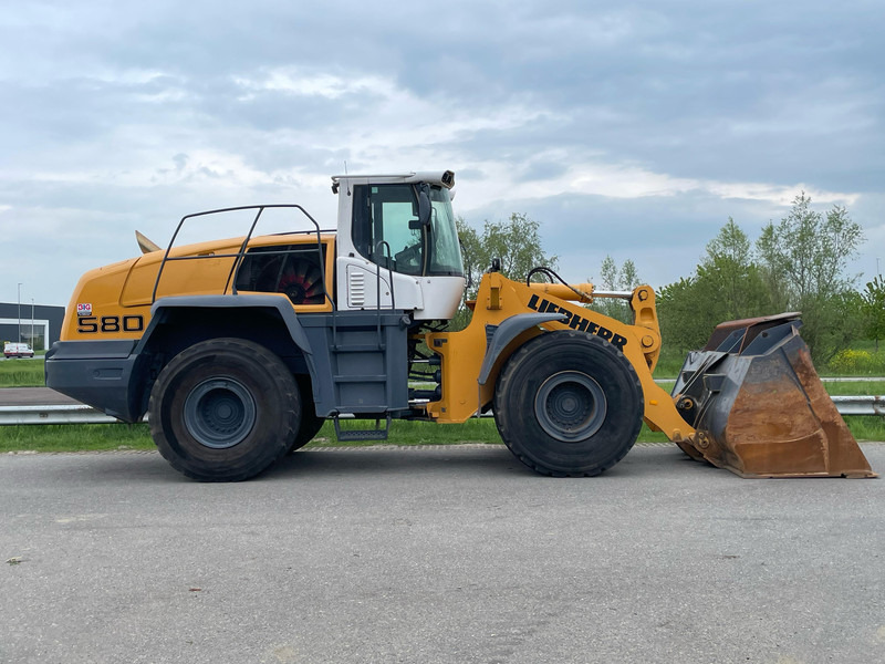 Liebherr L580 - Chargeuse sur pneus: photos 5 Liebherr L580 - Chargeuse sur pneus: photos 5