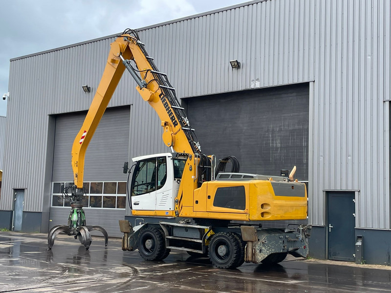 Liebherr LH30 M - Material Handler - Pelle de manutention: photos 3 Liebherr LH30 M - Material Handler - Pelle de manutention: photos 3