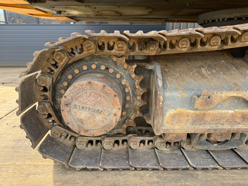 Pelle sur chenille Liebherr R946 LC Hydraulic excavator: photos 11