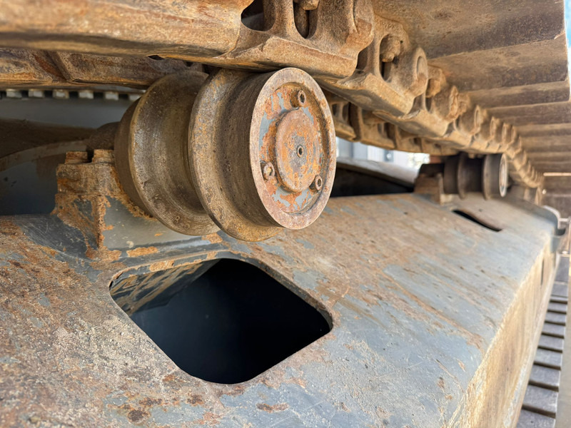 Pelle sur chenille Liebherr R946 LC Hydraulic excavator: photos 12