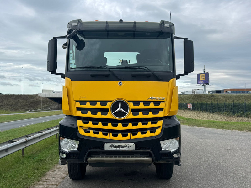 MERCEDESBENZ AROCS 3345 - Tracteur routier: photos 5 MERCEDESBENZ AROCS 3345 - Tracteur routier: photos 5