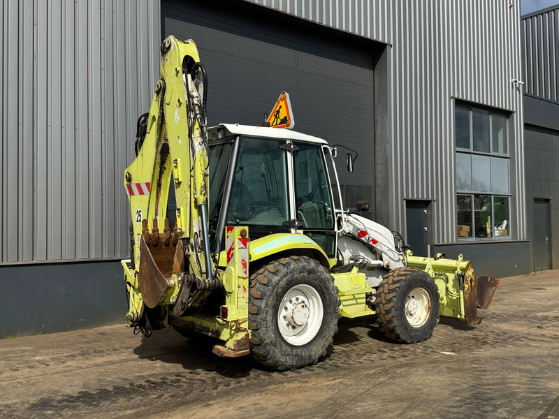 Volvo BL71 backhoe loader - Tractopelle: photos 4 Volvo BL71 backhoe loader - Tractopelle: photos 4